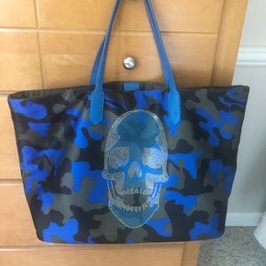 Skull Camo Tote with Cosmetic Bag
